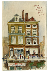 39404 Gezicht over de Oudegracht te Utrecht op de voorgevels van de huizen Oudegracht Weerdzijde 14-16 vóór hun afbraak ...
